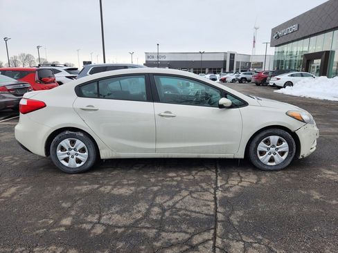Used 2015 Kia Forte LX image 6