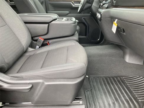 New 2026 GMC Sierra 1500 Elevation image 29