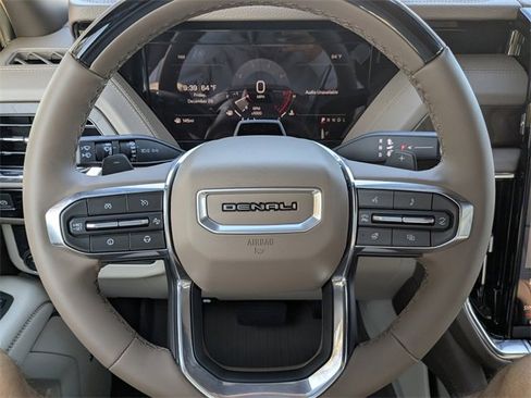 New 2026 GMC Yukon XL Denali w/ Denali Reserve Package image 32