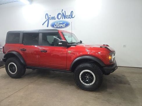Used 2023 Ford Bronco Badlands w/ Sasquatch Package AWD/4WD image 1