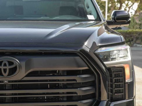 Used 2024 Toyota Tundra Limited AWD/4WD image 5