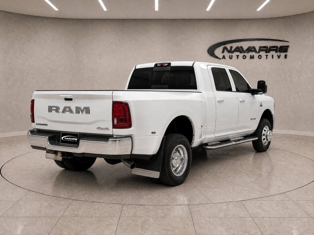 Used 2026 RAM 3500 Laramie AWD/4WD image 7