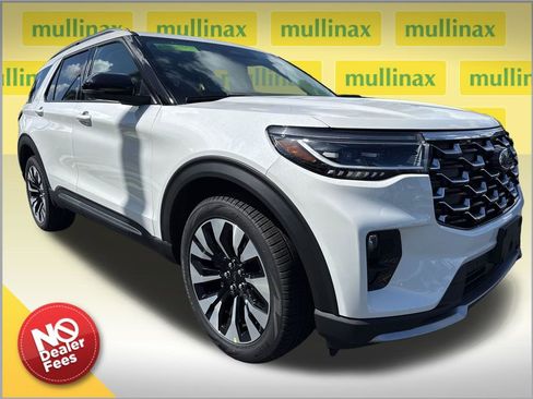 New 2026 Ford Explorer Platinum AWD/4WD image 1