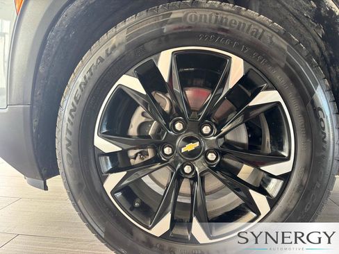 Used 2021 Chevrolet TrailBlazer LT w/ Convenience Package FWD image 8