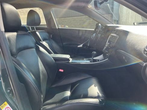 Used 2011 Lexus IS 250 AWD image 11