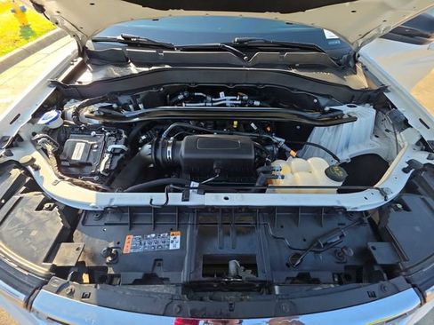Used 2023 Ford Explorer Limited w/ Equipment Group 301A RWD image 32