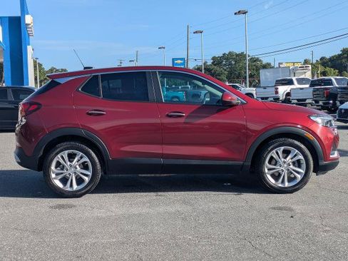 Certified 2023 Buick Encore GX Preferred w/ Cold Weather Comfort Package FWD image 3