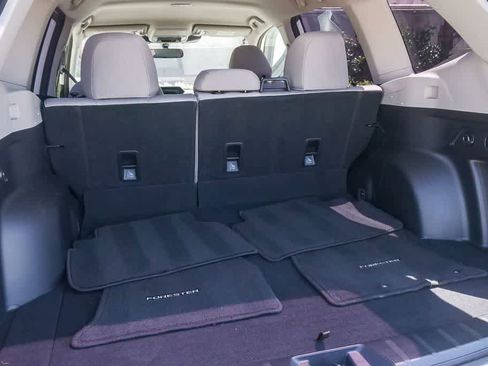 Used 2022 Subaru Forester AWD/4WD image 24