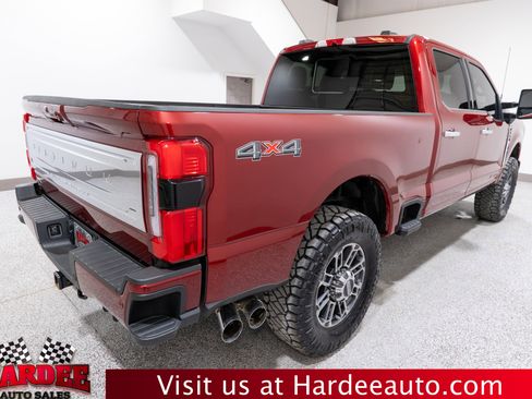 Used 2025 Ford F250 Platinum w/ Platinum Plus Package image 5