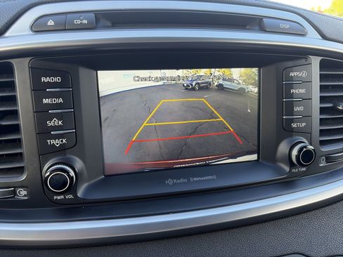 Used 2017 Kia Sorento EX w/ EX Premium Package FWD image 21