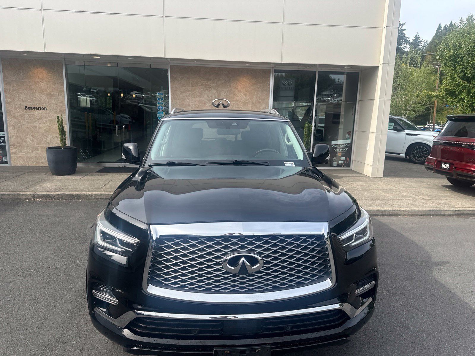 Used 2019 INFINITI QX80 Luxe w/ Proassist Package AWD/4WD image 9