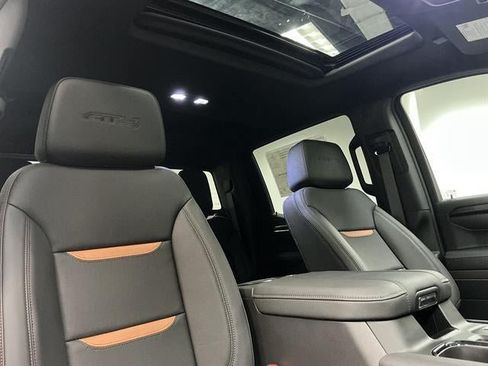 New 2026 GMC Sierra 1500 AT4 w/ AT4 Premium Package AWD/4WD image 9