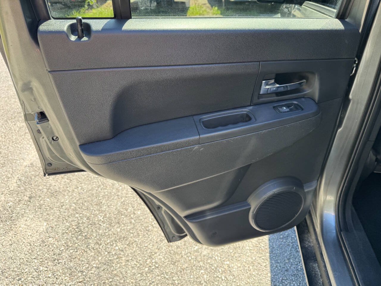Used 2012 Jeep Liberty Sport AWD/4WD image 40