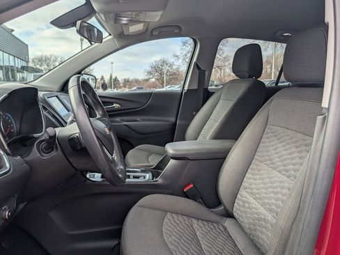 Used 2019 Chevrolet Equinox LT image 4