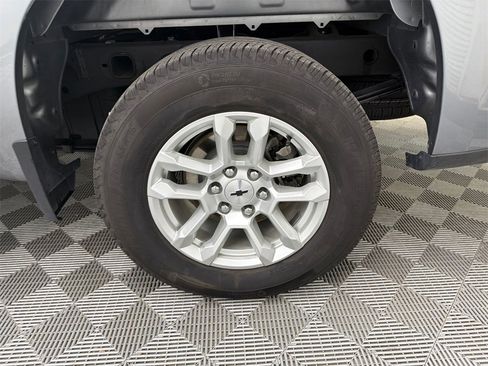 Used 2024 Chevrolet Silverado 1500 RST w/ Convenience Package II image 10