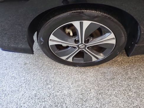 Used 2021 Nissan Leaf SL Plus FWD image 3
