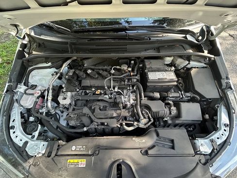 Used 2023 Toyota Corolla SE FWD image 12