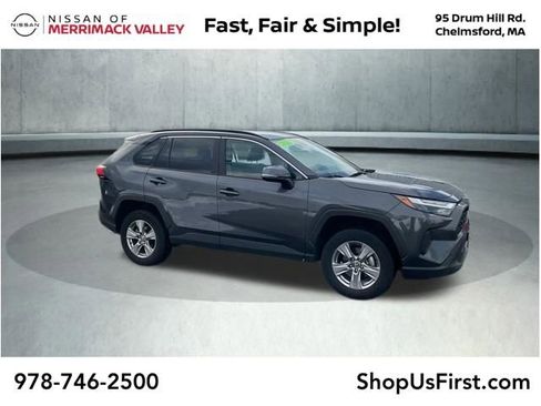 Used 2025 Toyota RAV4 XLE image 1