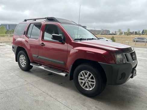 Used 2014 Nissan Xterra S AWD/4WD image 2