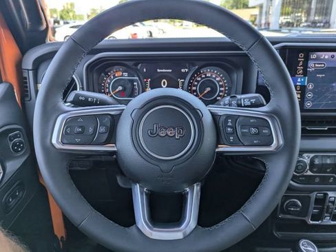 New 2025 Jeep Wrangler Unlimited Sahara w/ Safety Group AWD/4WD image 27