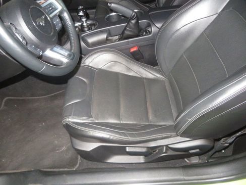 Used 2020 Ford Mustang GT Premium w/ Performance Package - Level 2 image 17