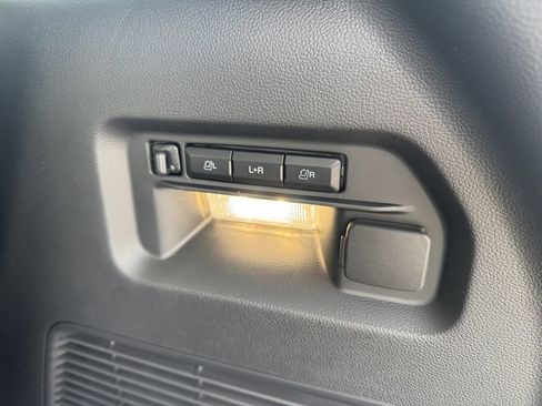 New 2026 Ford Explorer Platinum w/ LUX Leather Package image 17