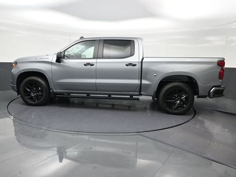 Used 2026 Chevrolet Silverado 1500 Custom RWD image 2