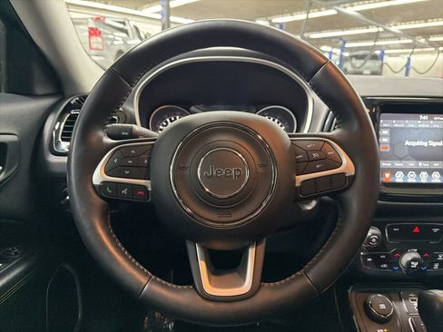 Used 2019 Jeep Compass Limited AWD/4WD image 17