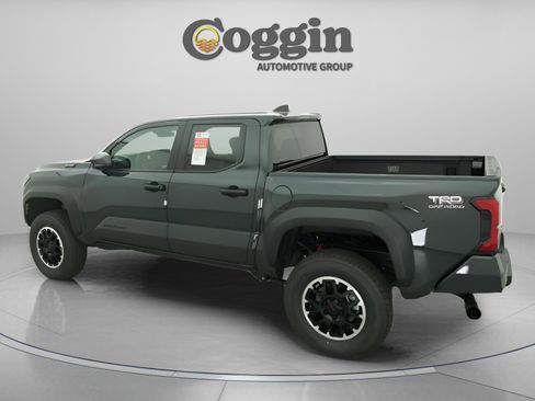 New 2025 Toyota Tacoma TRD Off-Road image 9