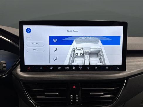 Used 2023 Ford Escape SE w/ PHEV Premium Package image 20