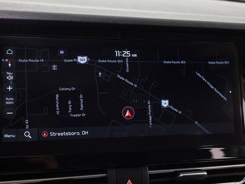 Used 2022 Kia Niro Touring Special Edition image 50