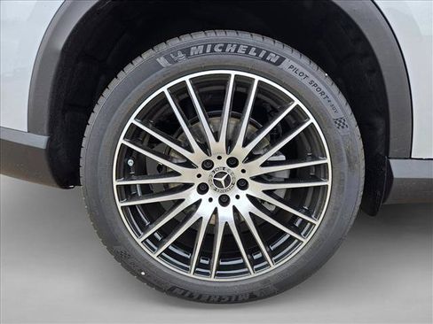 Certified 2026 Mercedes-Benz GLC 300 image 10