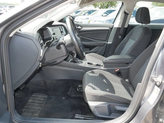 Certified 2024 Volkswagen Jetta S FWD image 13