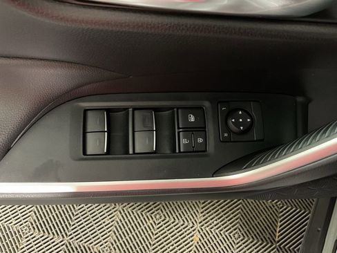 Used 2022 Toyota RAV4 XLE w/ Convenience Package AWD/4WD image 21