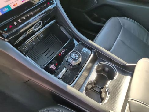 New 2026 Jeep Grand Cherokee L Limited image 28