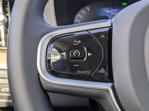 New 2026 Volvo XC60 B5 Plus w/ Protection Package Premier image 35
