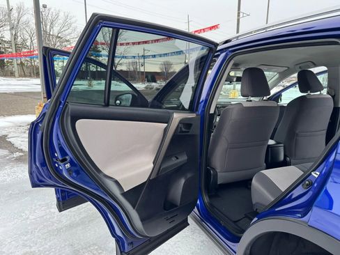 Used 2015 Toyota RAV4 LE image 12