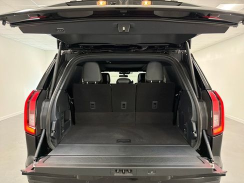 New 2027 Ford Expedition Platinum w/ Stealth Performance Package AWD/4WD image 8