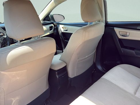 Used 2015 Toyota Corolla LE FWD image 23