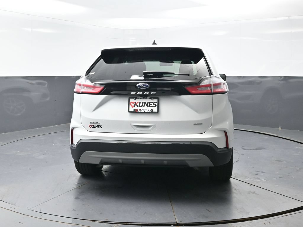 Used 2024 Ford Edge SEL AWD/4WD image 13