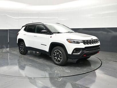 Used 2025 Jeep Compass Trailhawk