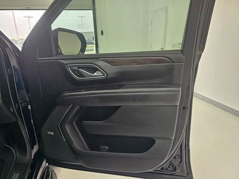 Used 2022 Chevrolet Tahoe LT w/ LT Signature Package image 36