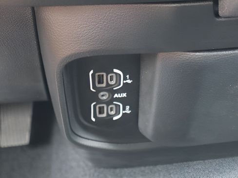 New 2026 RAM 1500 Tradesman AWD/4WD image 19
