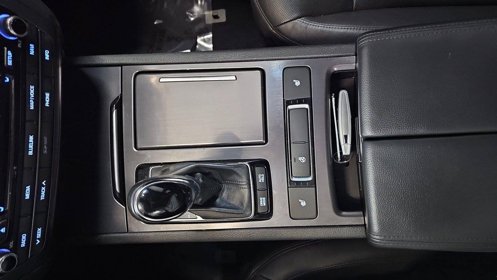Used 2017 Genesis G80 3.8 AWD/4WD image 19