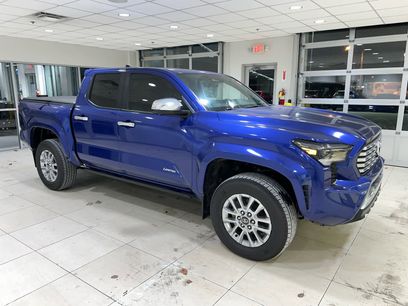 Used 2024 Toyota Tacoma Limited w/ Limited Package (LT)