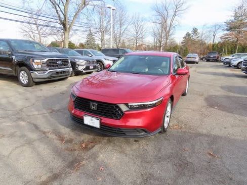 Certified 2023 Honda Accord LX image 1