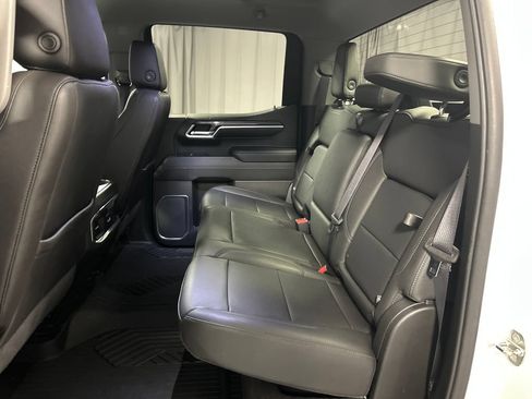 Used 2022 Chevrolet Silverado 1500 LTZ AWD/4WD image 23