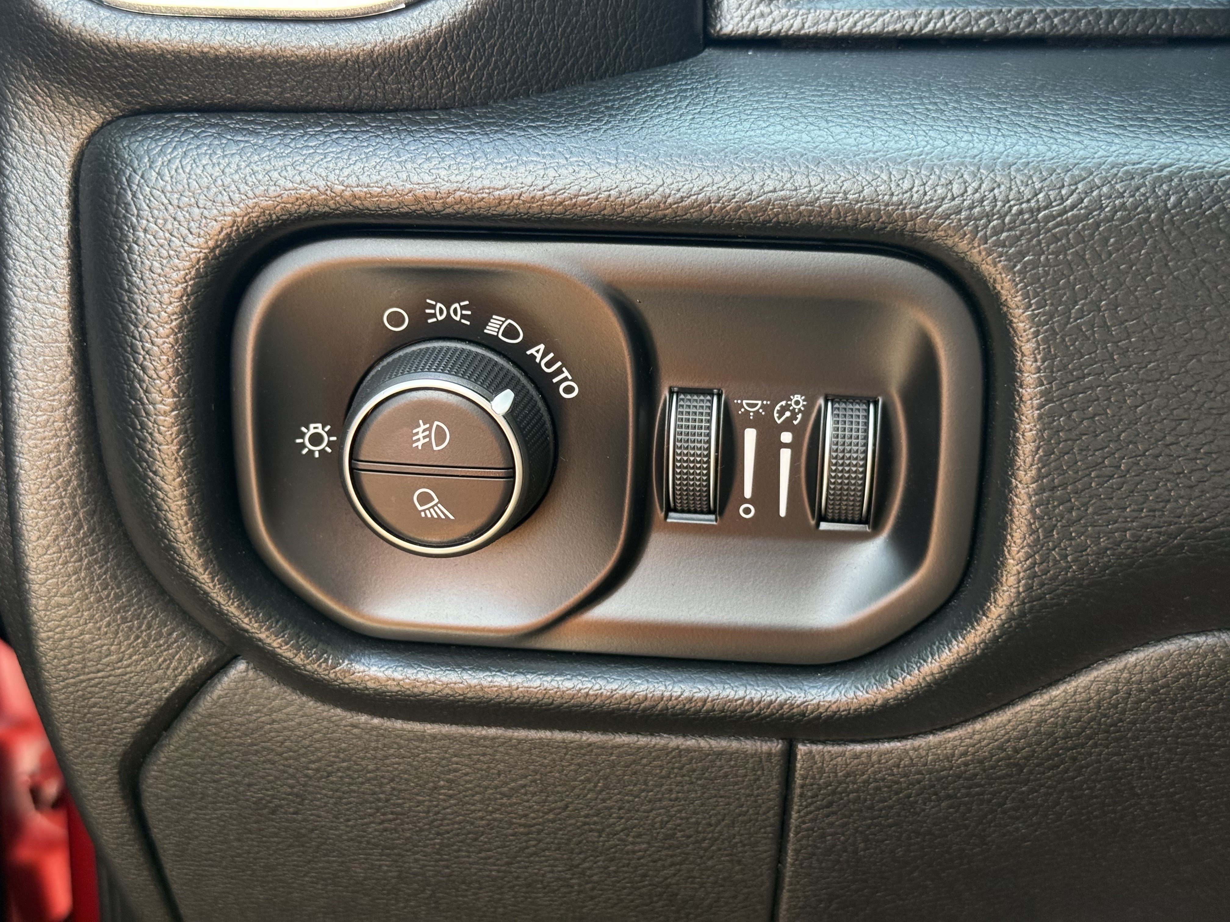 Used 2020 RAM 2500 Lone Star w/ Night Edition AWD/4WD image 25