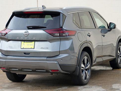 Used 2024 Nissan Rogue SL w/ SL Premium Package AWD/4WD image 48