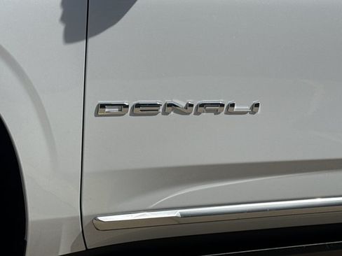 New 2026 GMC Yukon XL Denali w/ Sun & Power Step Package AWD/4WD image 15